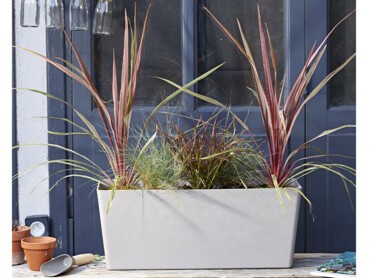 jardinière légère et graphique.jpg