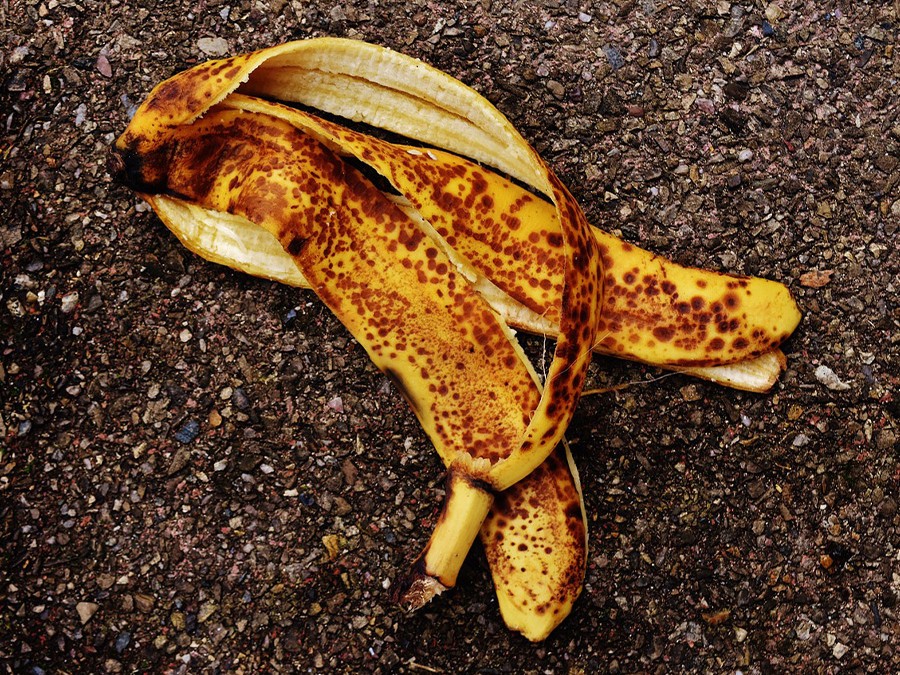 peau de banane.jpg