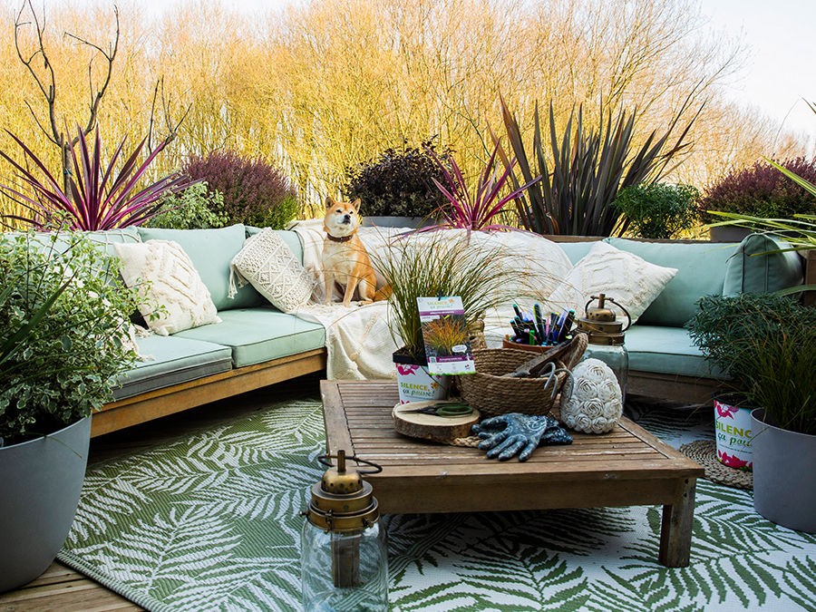 Comment créer une jolie décoration sur la terrasse cet été